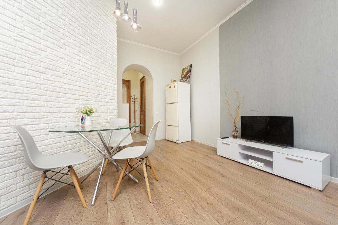 Apartment Zhukovskogo 17 Odessa Eksteriør billede